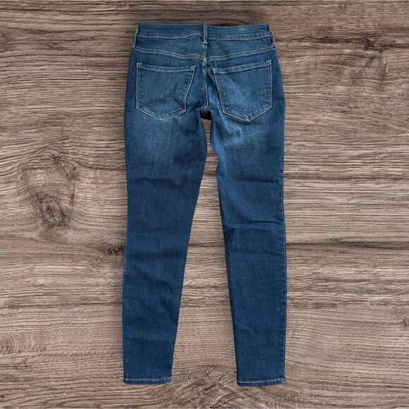 Old Navy Mid Rise Rockstar Super Skinny Petite Blue Jeans Classic Style - Picture 2 of 5